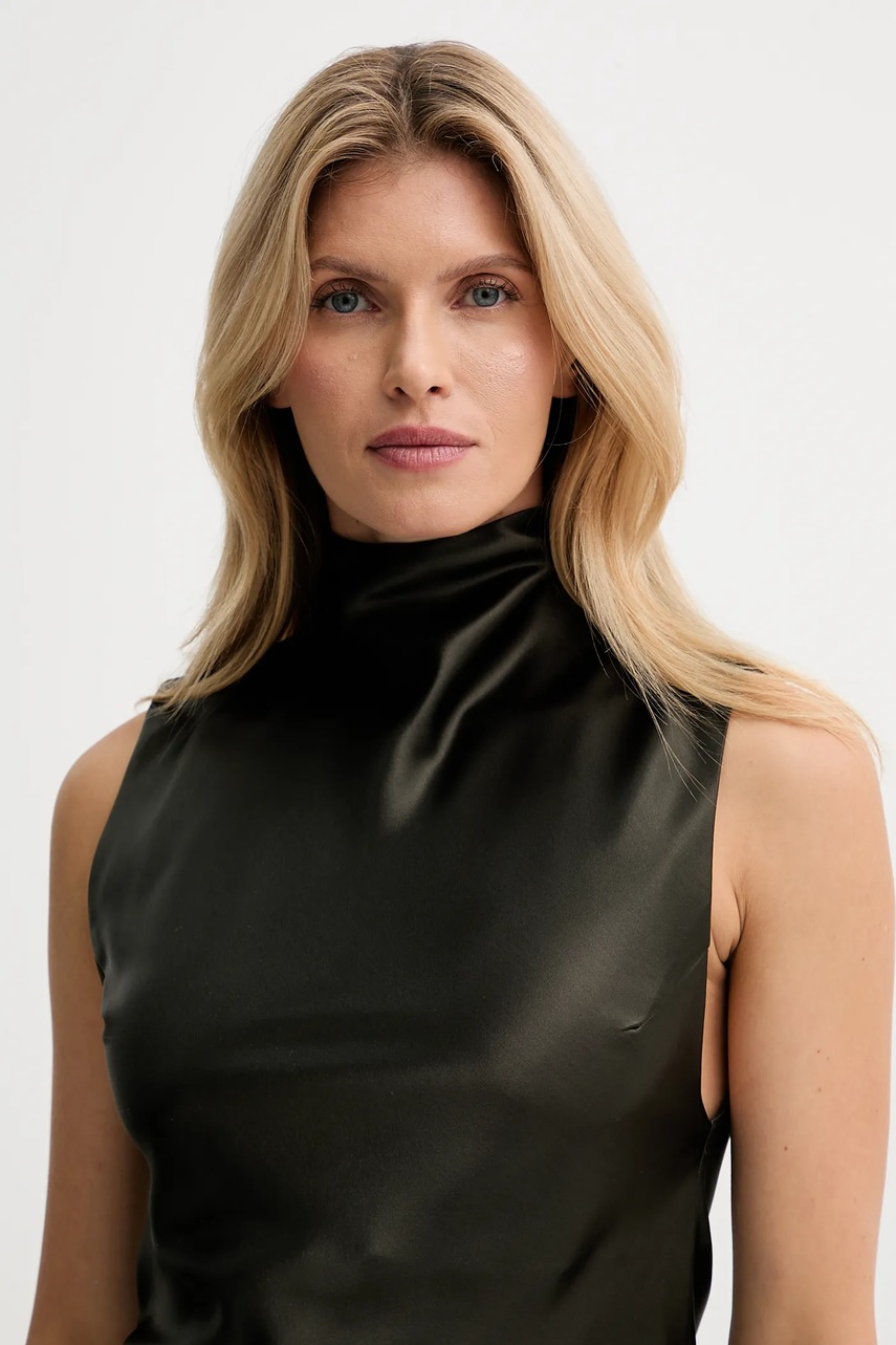 Halenka Nanushka (obrázek 4)