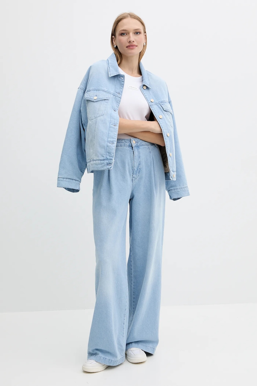 Футболка Armani Exchange цвет белый XW001362 AF16294 Футболка Armani Exchange цвет белый XW001362 AF16294