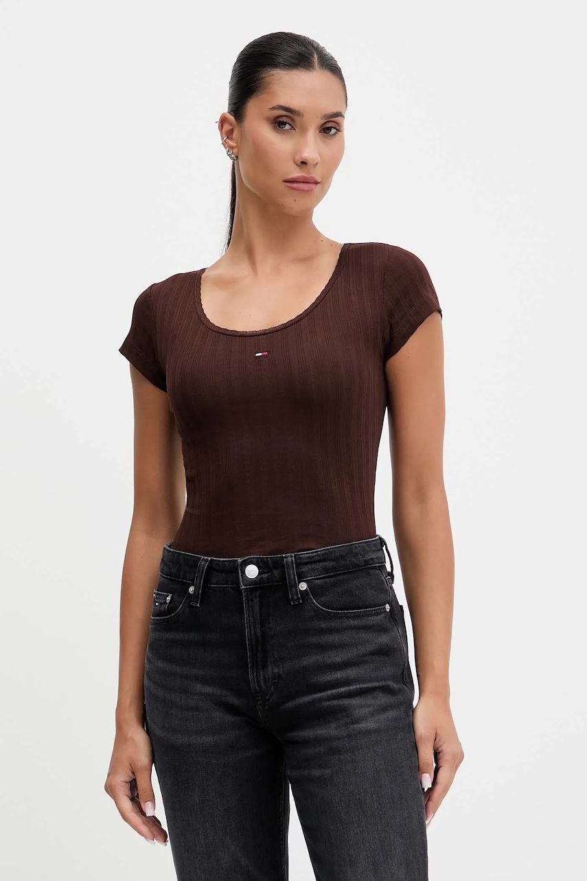 Tommy Jeans tricou culoarea maro, DW0DW21570