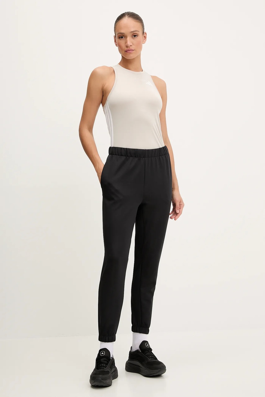 Топ для тренировок adidas Performance Train Essentials цвет бежевый JE8696 Топ для тренировок adidas Performance Train Essentials цвет бежевый JE8696