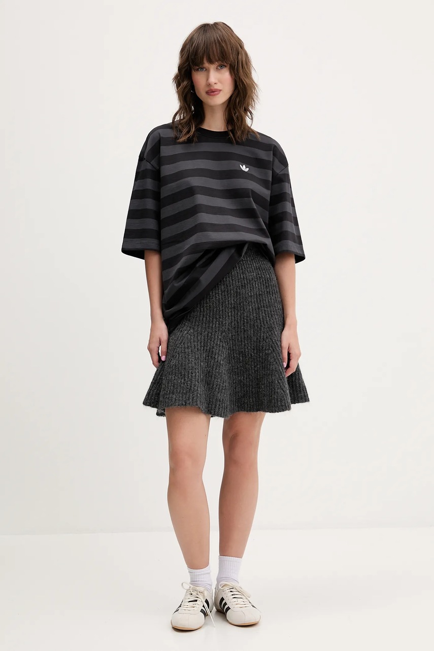 Хлопковая футболка adidas Originals Striped Ss Tee цвет чёрный KF2321