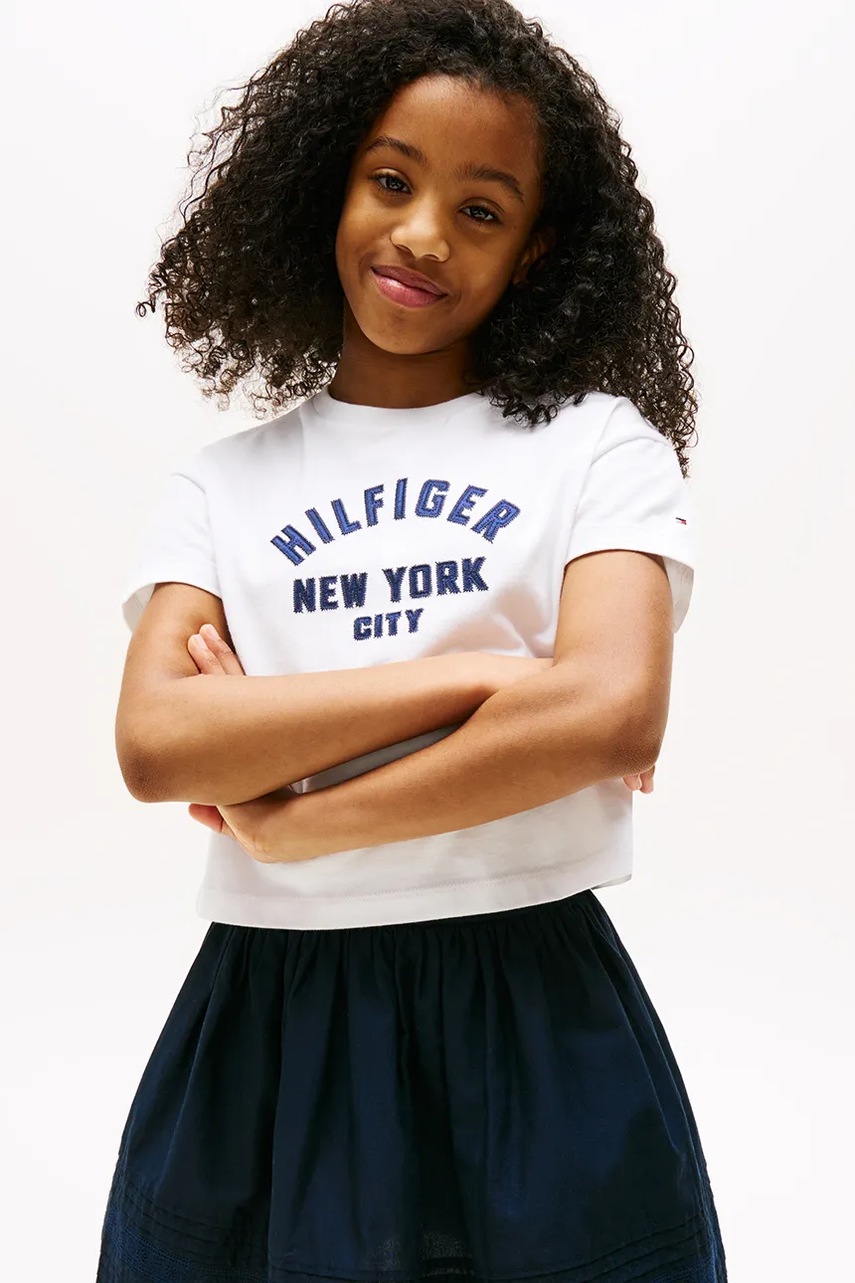 Levně Dětské bavlněné tričko Tommy Hilfiger bílá barva, KG0KG08635