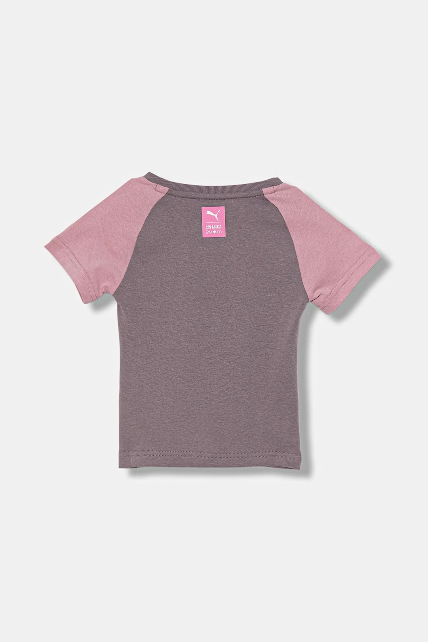 Детская хлопковая футболка Puma PUMA X HELLO KITTY & FRIENDS Slim Tee цвет фиолетовый 632391 Детская хлопковая футболка Puma PUMA X HELLO KITTY & FRIENDS Slim Tee цвет фиолетовый 632391