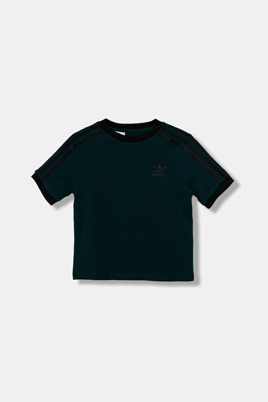 Детская хлопковая футболка adidas Originals цвет зелёный с аппликацией JV8581 Детская хлопковая футболка adidas Originals цвет зелёный с аппликацией JV8581