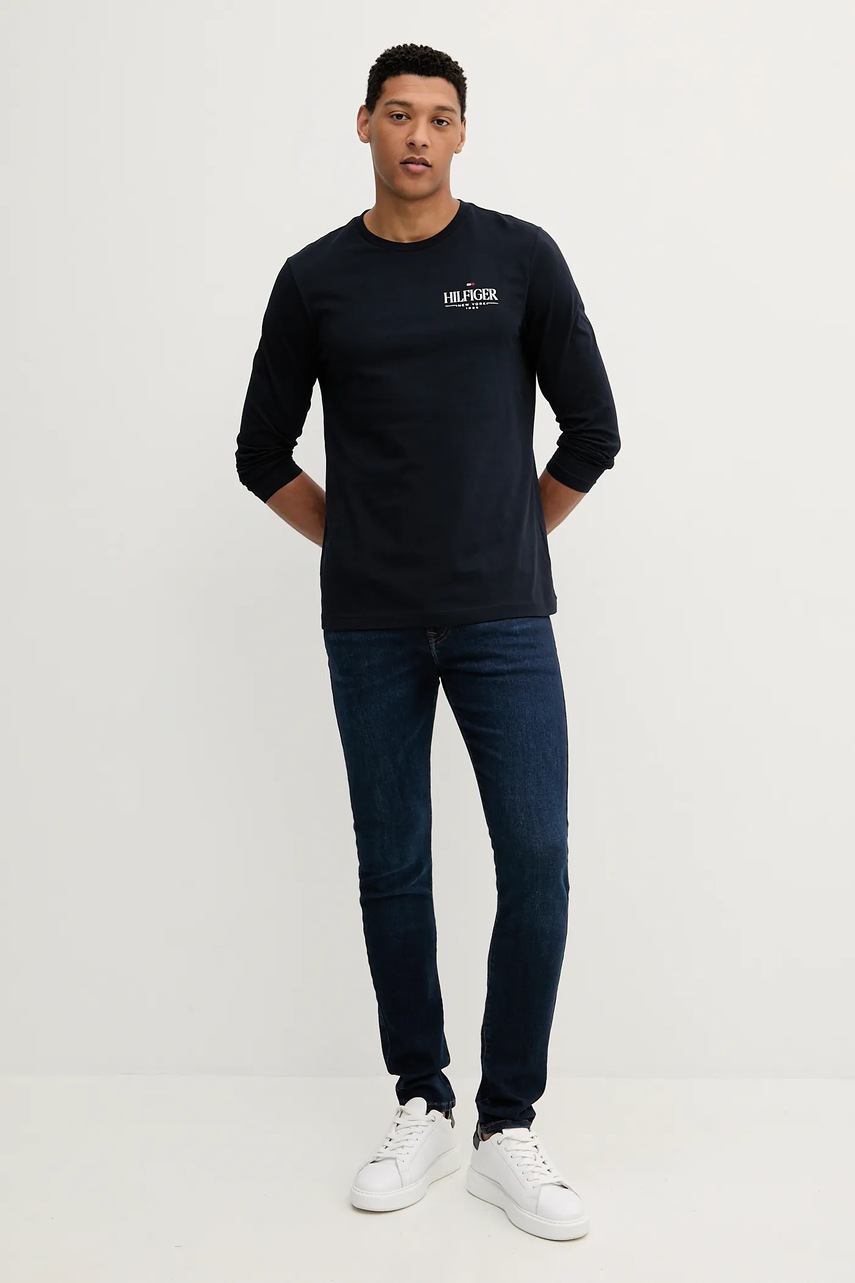 Хлопковый лонгслив Tommy Hilfiger цвет синий с принтом MW0MW41293