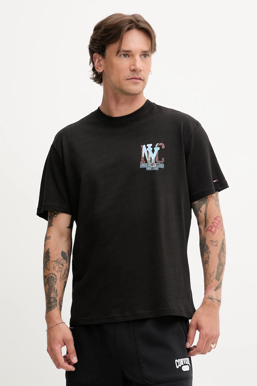 Tommy Jeans tricou din bumbac culoarea negru, cu imprimeu, DM0DM21831