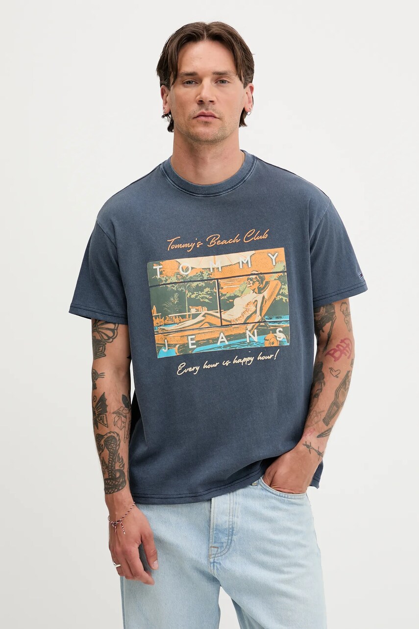 Levně Bavlněné tričko Tommy Jeans pánské, modrá barva, s potiskem, DM0DM21387