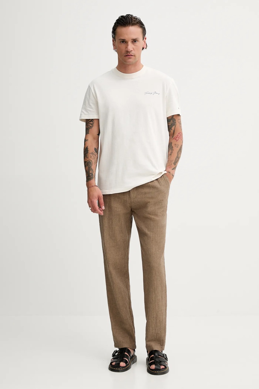 Хлопковая футболка Tommy Jeans цвет бежевый с принтом DM0DM21868