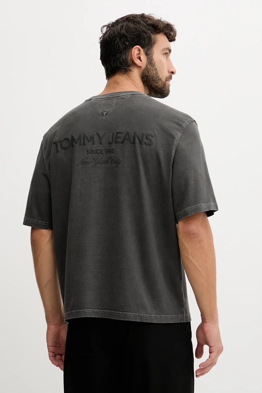 Хлопковая футболка Tommy Jeans цвет серый однотонная DM0DM21975