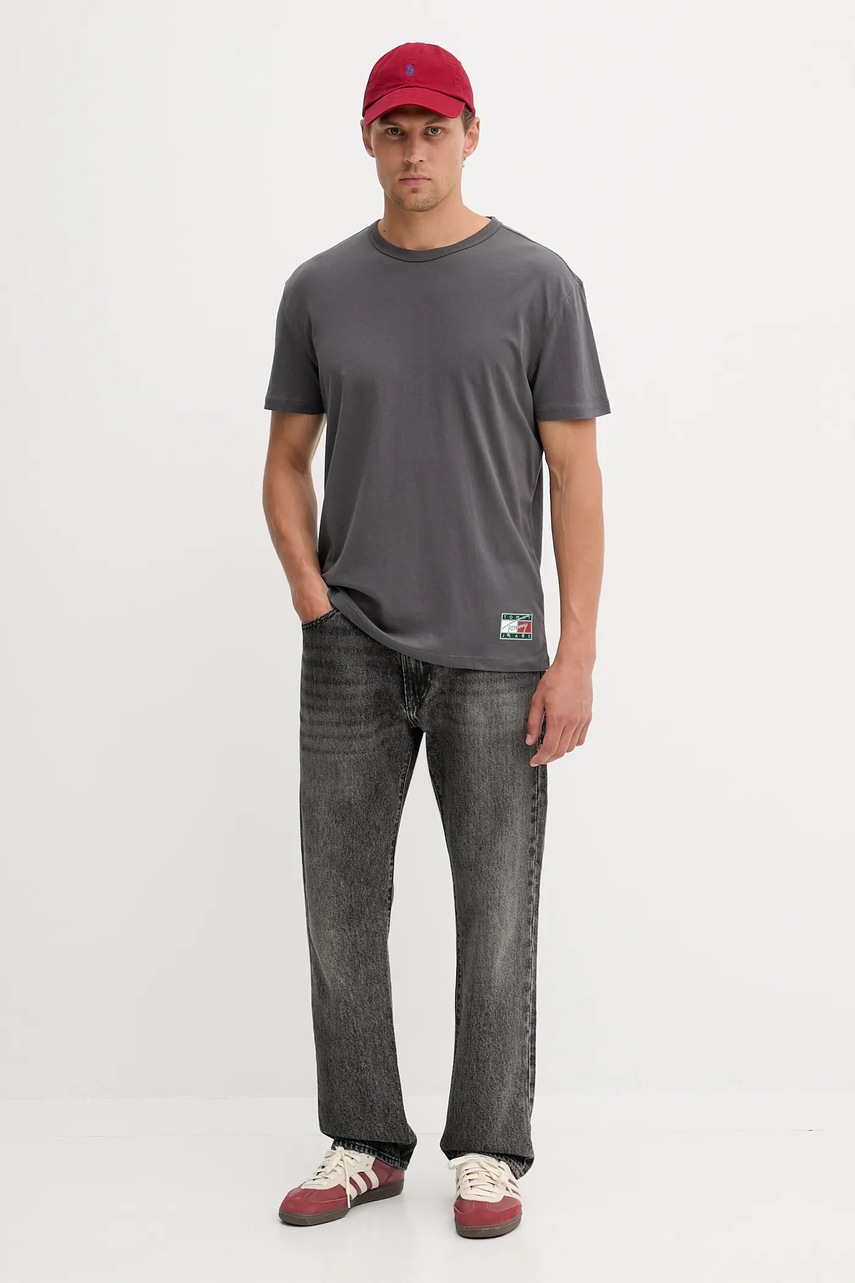 Хлопковая футболка Tommy Jeans цвет серый с принтом DM0DM21989