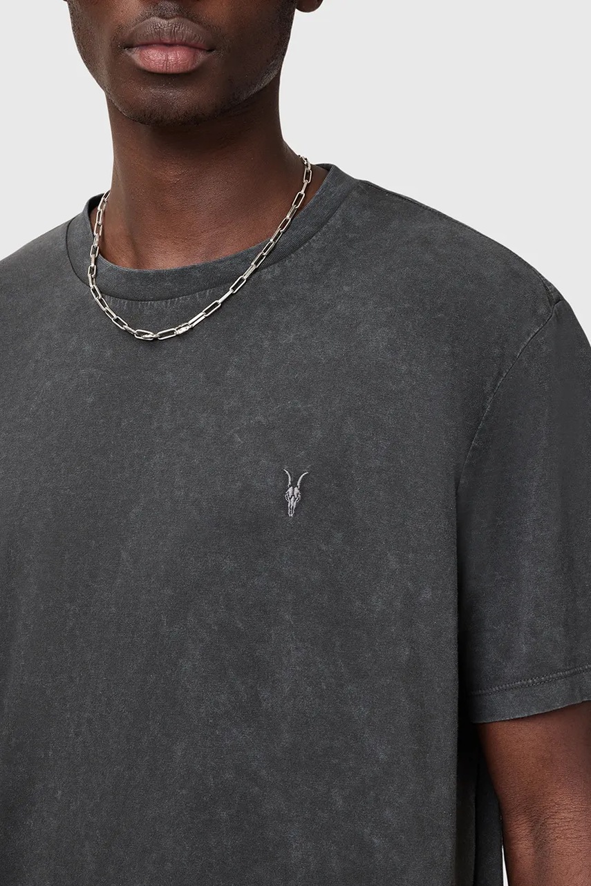 Хлопковая футболка AllSaints SAKA цвет серый однотонная M016JC