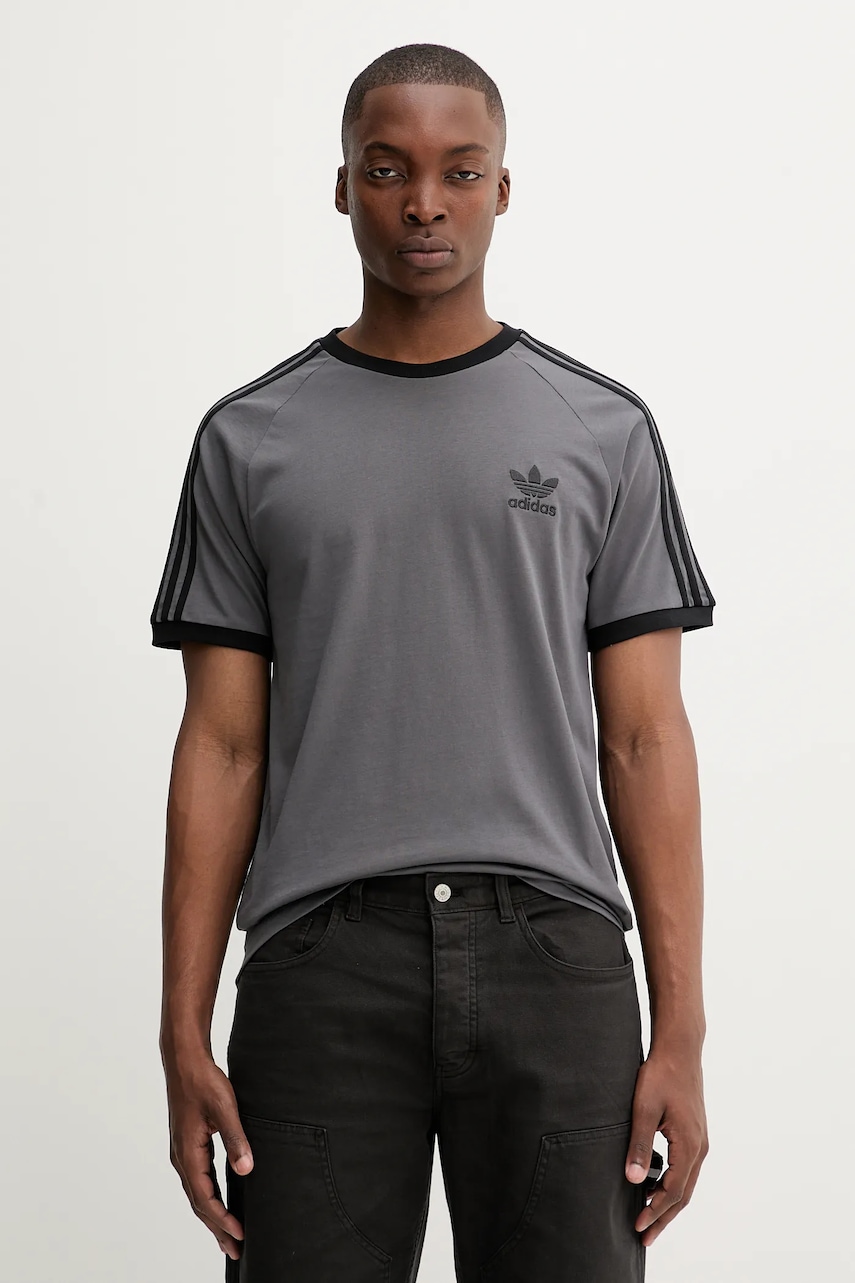 adidas Originals tricou din bumbac 3-Stripes culoarea gri, cu imprimeu, JY1373