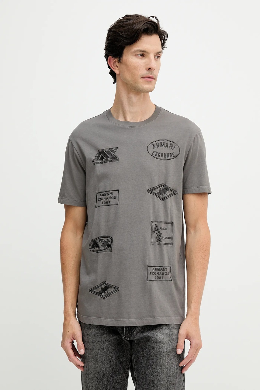 Levně Bavlněné tričko Armani Exchange pánské, šedá barva, s aplikací, XM001899 AF16283