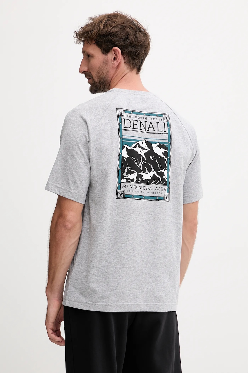 The North Face tricou culoarea gri, cu imprimeu, NF0A87NUDYX1
