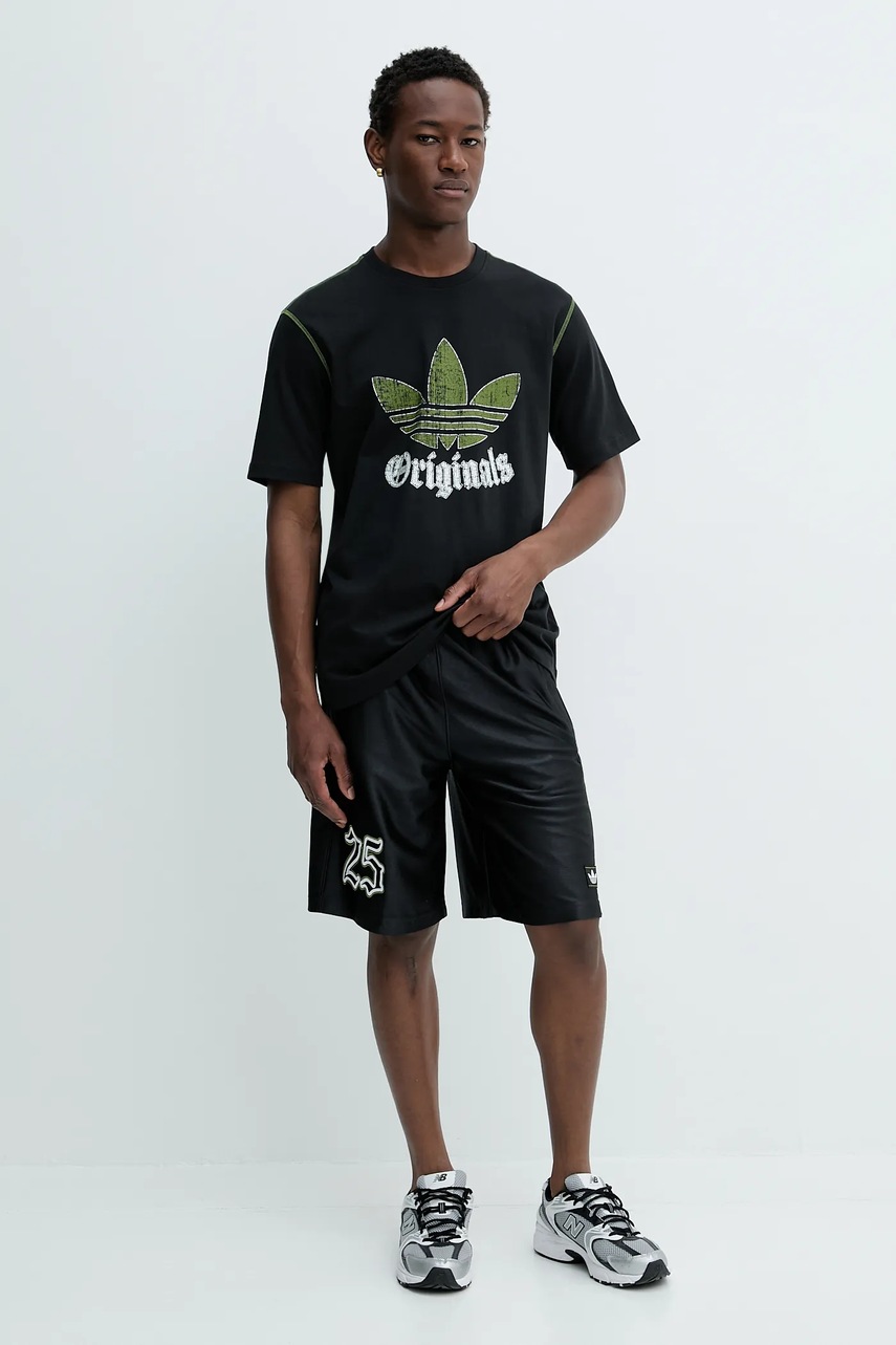 Хлопковая футболка adidas Originals Grfx Tee цвет чёрный с принтом JY2761
