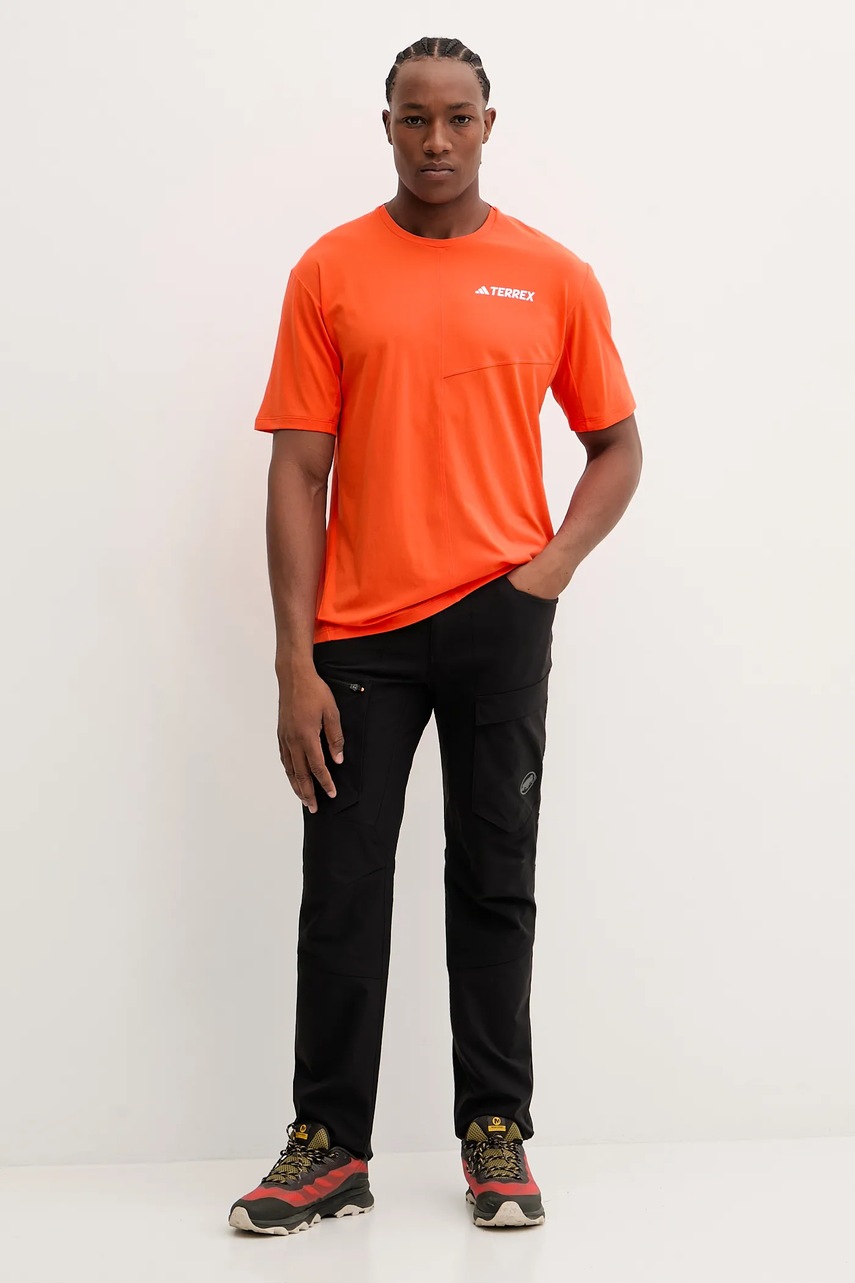 Спортивная футболка adidas TERREX цвет оранжевый с принтом JM7087