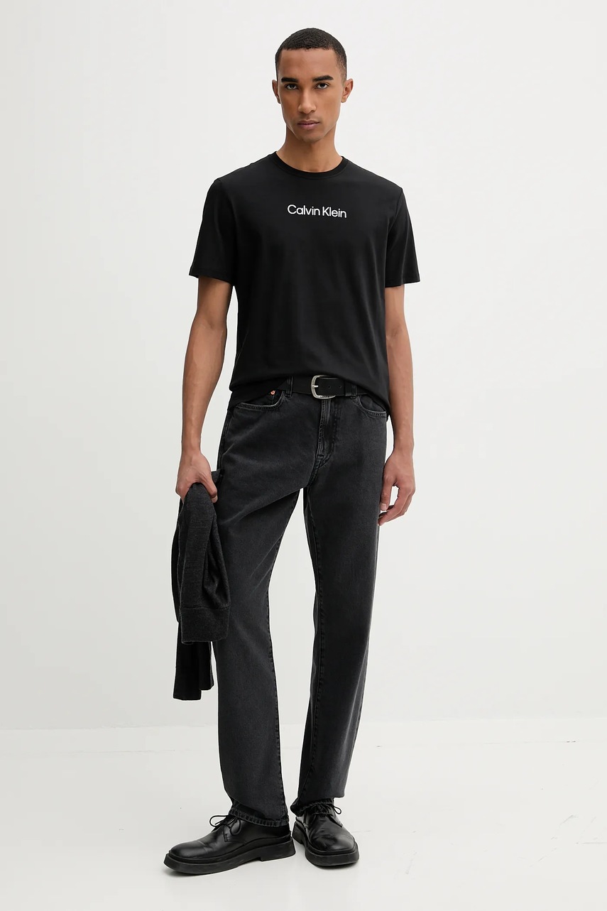 Хлопковая футболка Calvin Klein цвет чёрный с принтом LV04LD230G