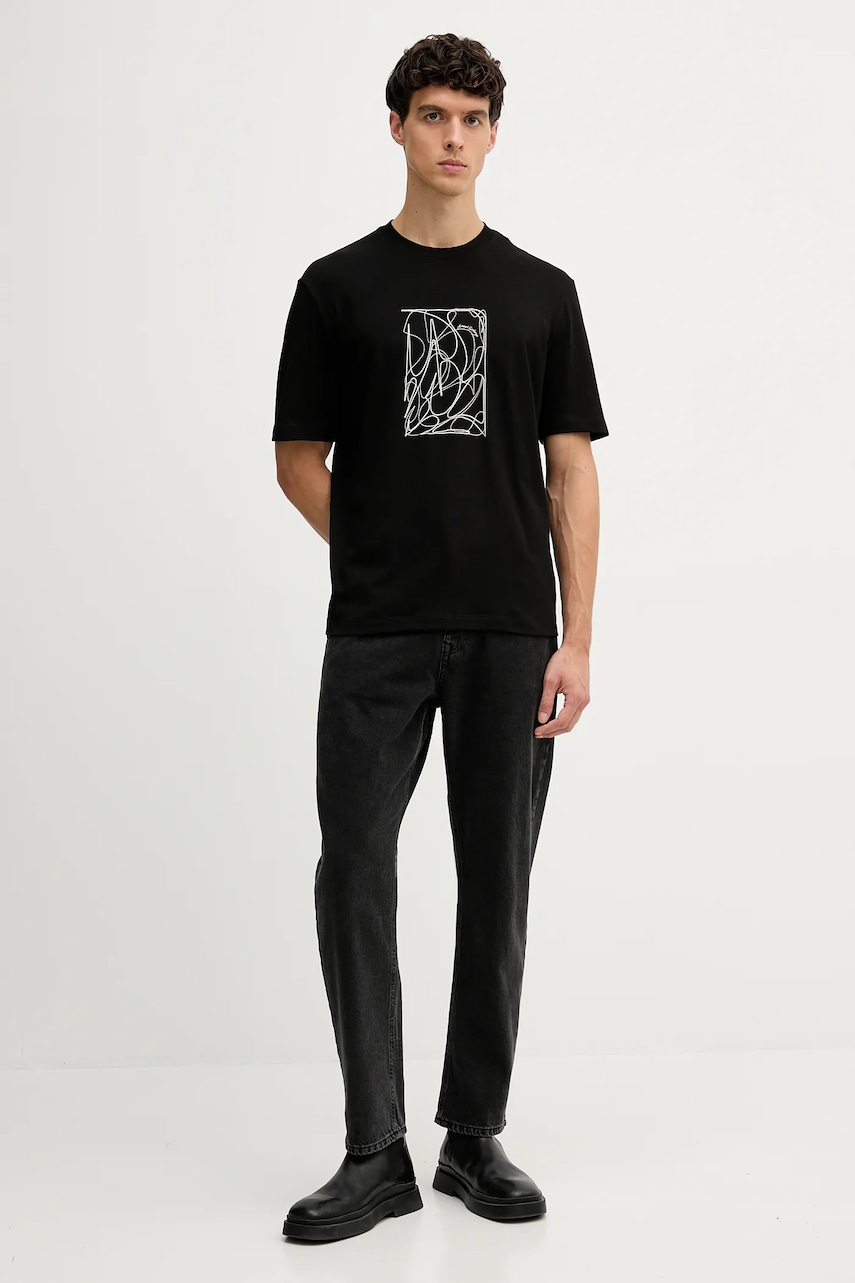 Хлопковая футболка Armani Exchange цвет чёрный с аппликацией XM001468 AF10362 Хлопковая футболка Armani Exchange цвет чёрный с аппликацией XM001468 AF10362
