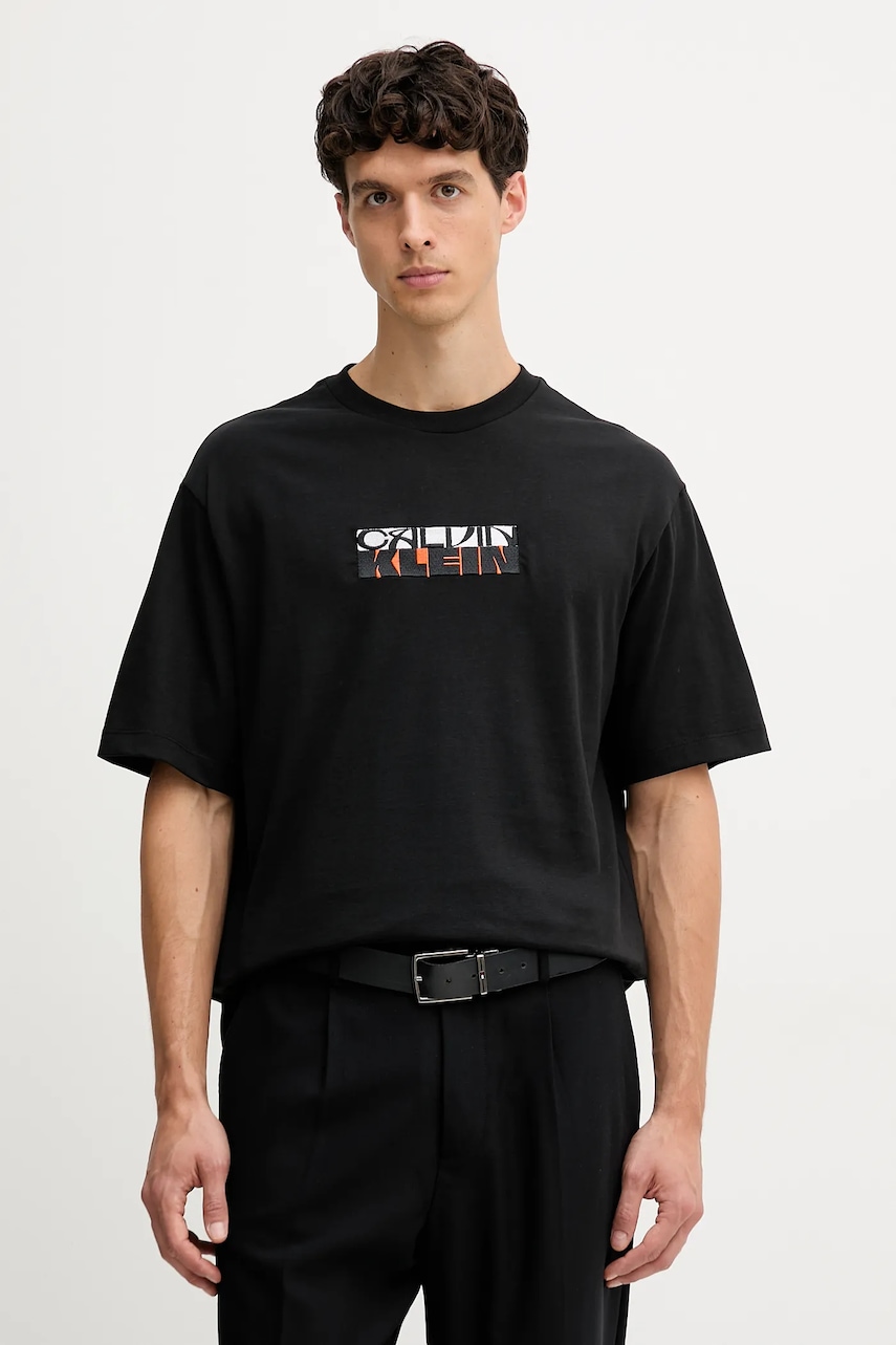 Levně Bavlněné tričko Calvin Klein Jeans pánské, černá barva, s aplikací, LV04RD808G
