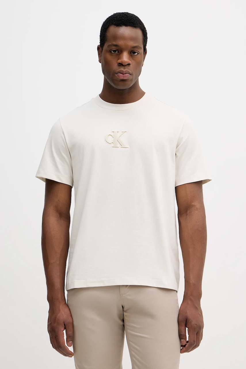Levně Bavlněné tričko Calvin Klein Jeans pánské, béžová barva, s aplikací, LV04RD253G