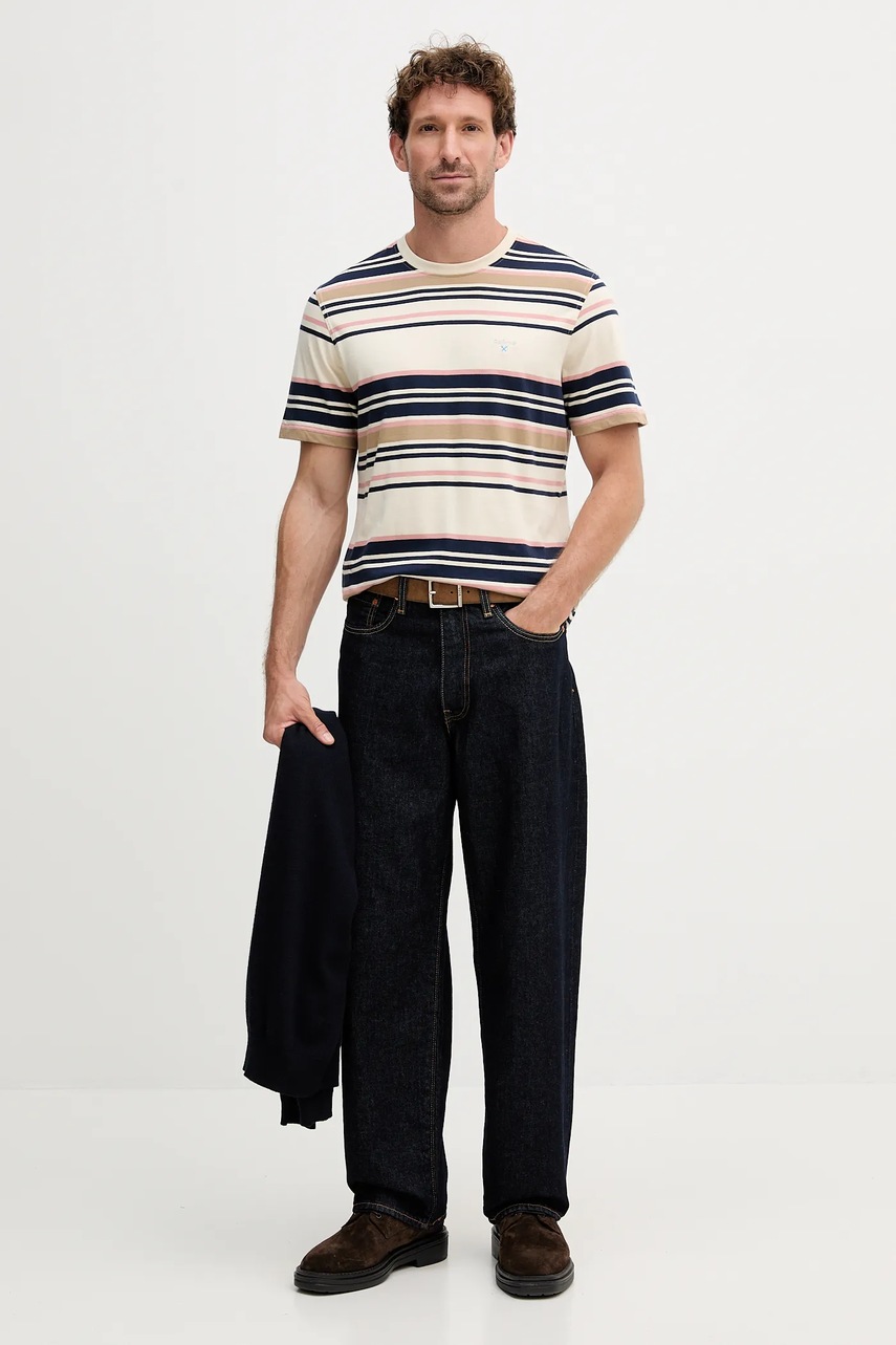 Хлопковая футболка Barbour AICKMEN цвет бежевый узор MTS1498