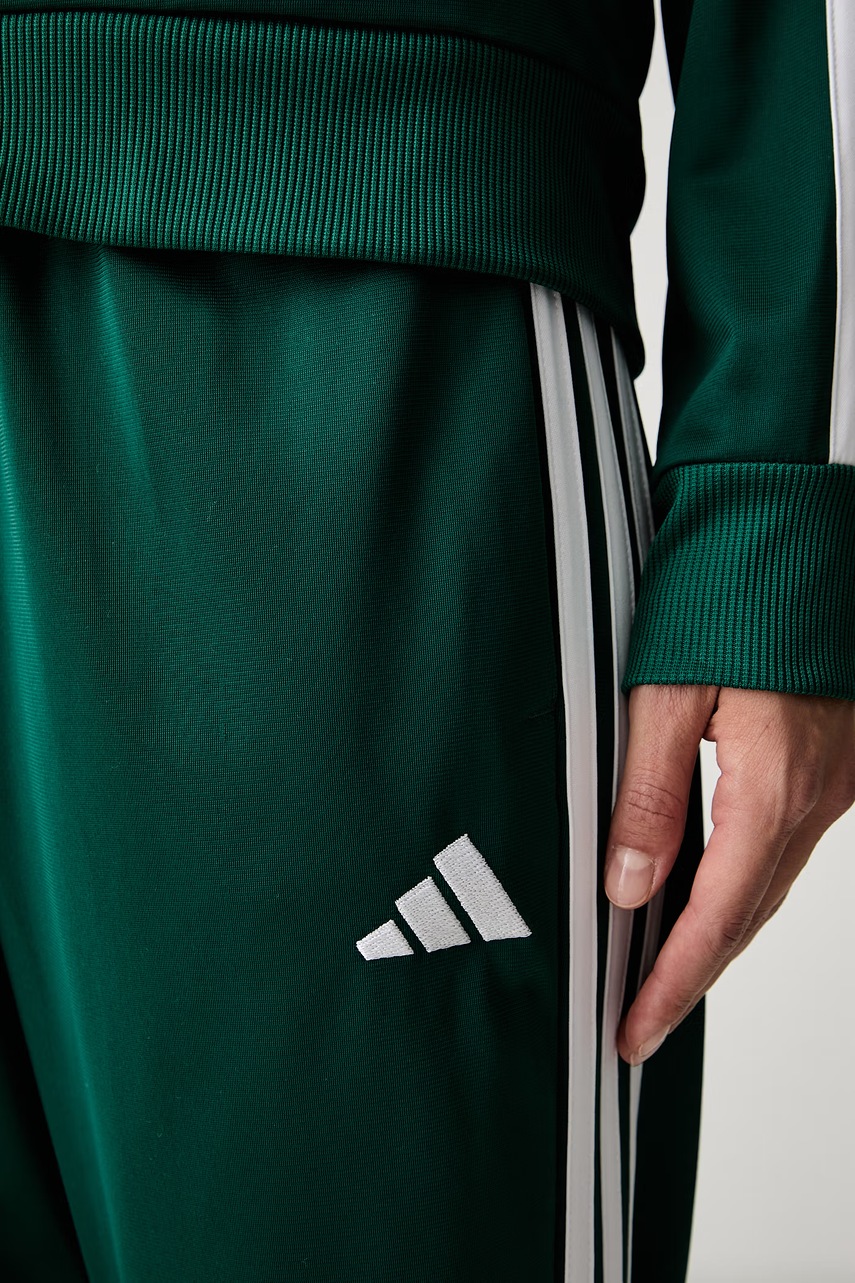 adidas teplákový set dámský Essentials (obrázek 7)