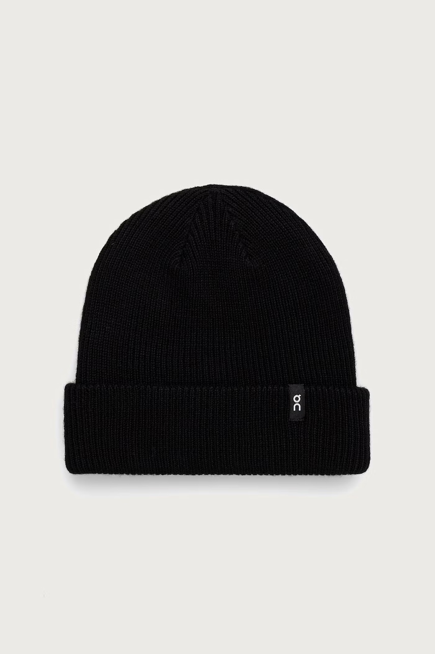 On czapka beanie wełniana