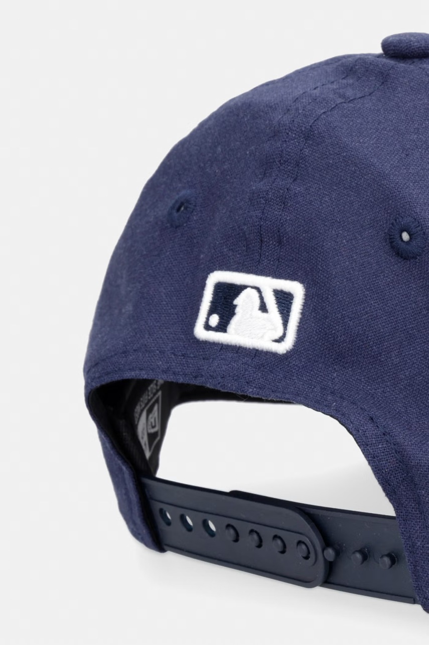 New Era čiapka so šiltom s prímesou ľanu LINEN 940 MC NYY