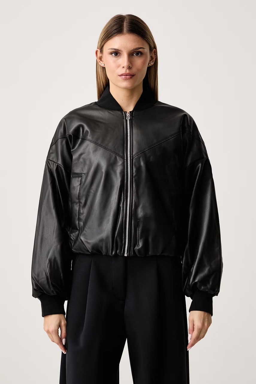 Nike Sportswear bomber γυναικείο από συνθετικό δέρμα Therma-FIT