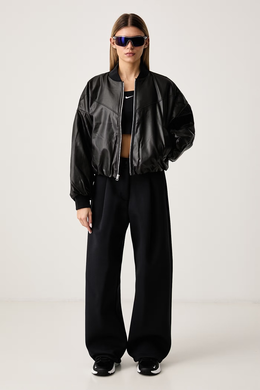 Nike Sportswear bomber γυναικείο από συνθετικό δέρμα Therma-FIT