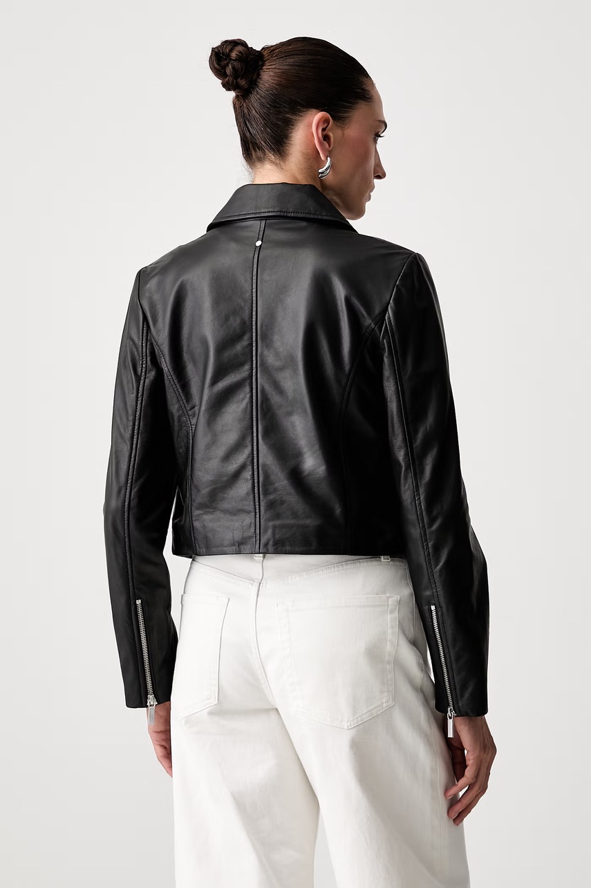 Armani Exchange kožená dámská (obrázek 3)