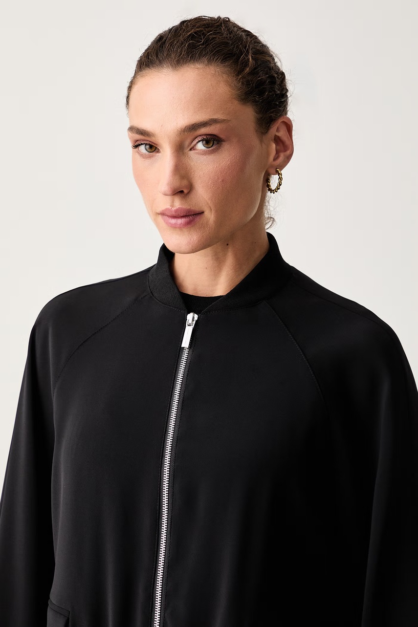 Armani Exchange bomber dámská (obrázek 3)