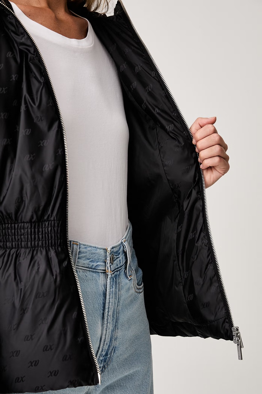 Armani Exchange krátka bunda dámska (obrázok 6)