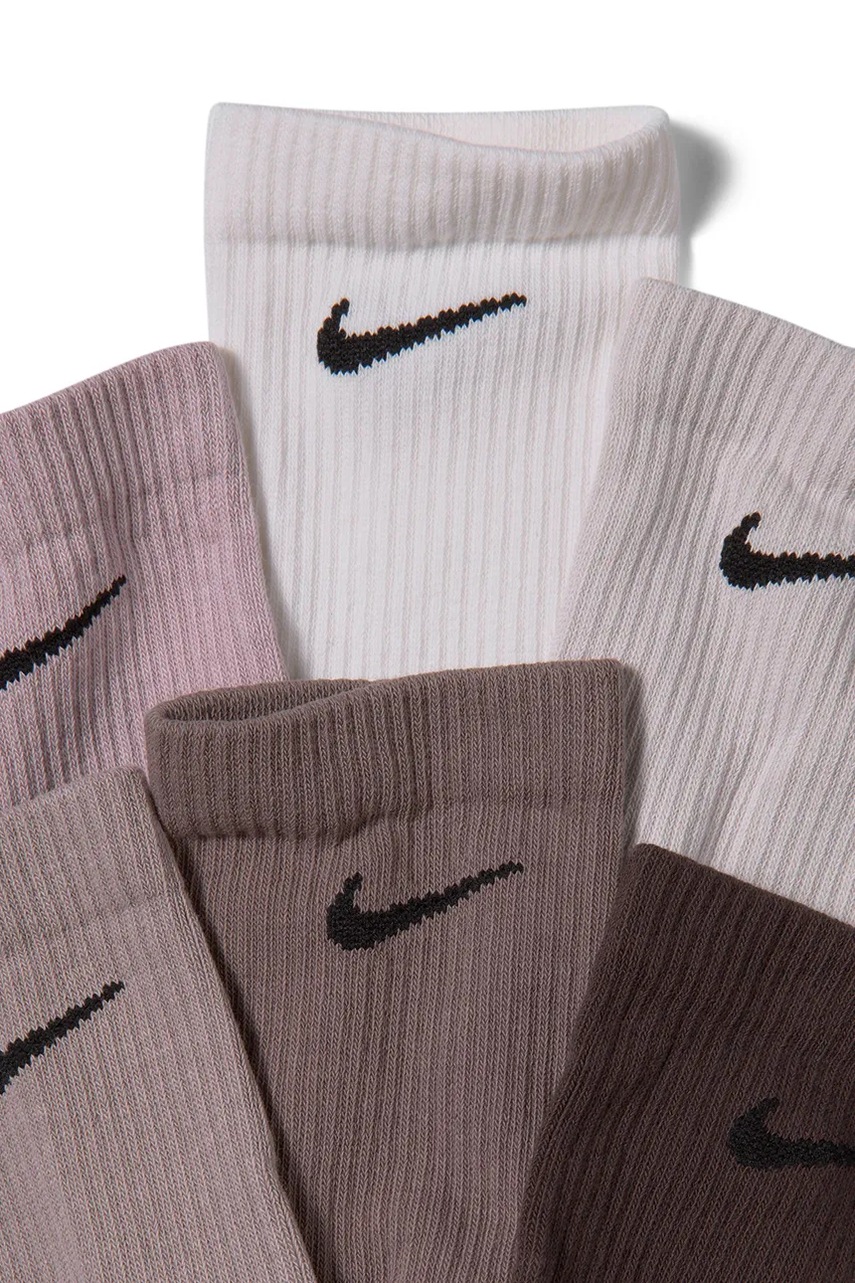 Nike Sportswear  чорапи с памук Everyday Elevated 6-pack