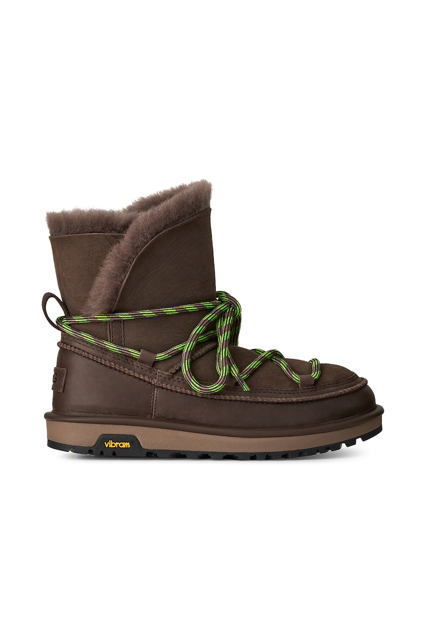 UGG W Classic Tread Boot μπότες χιονιού γυναικείες δερμάτινες