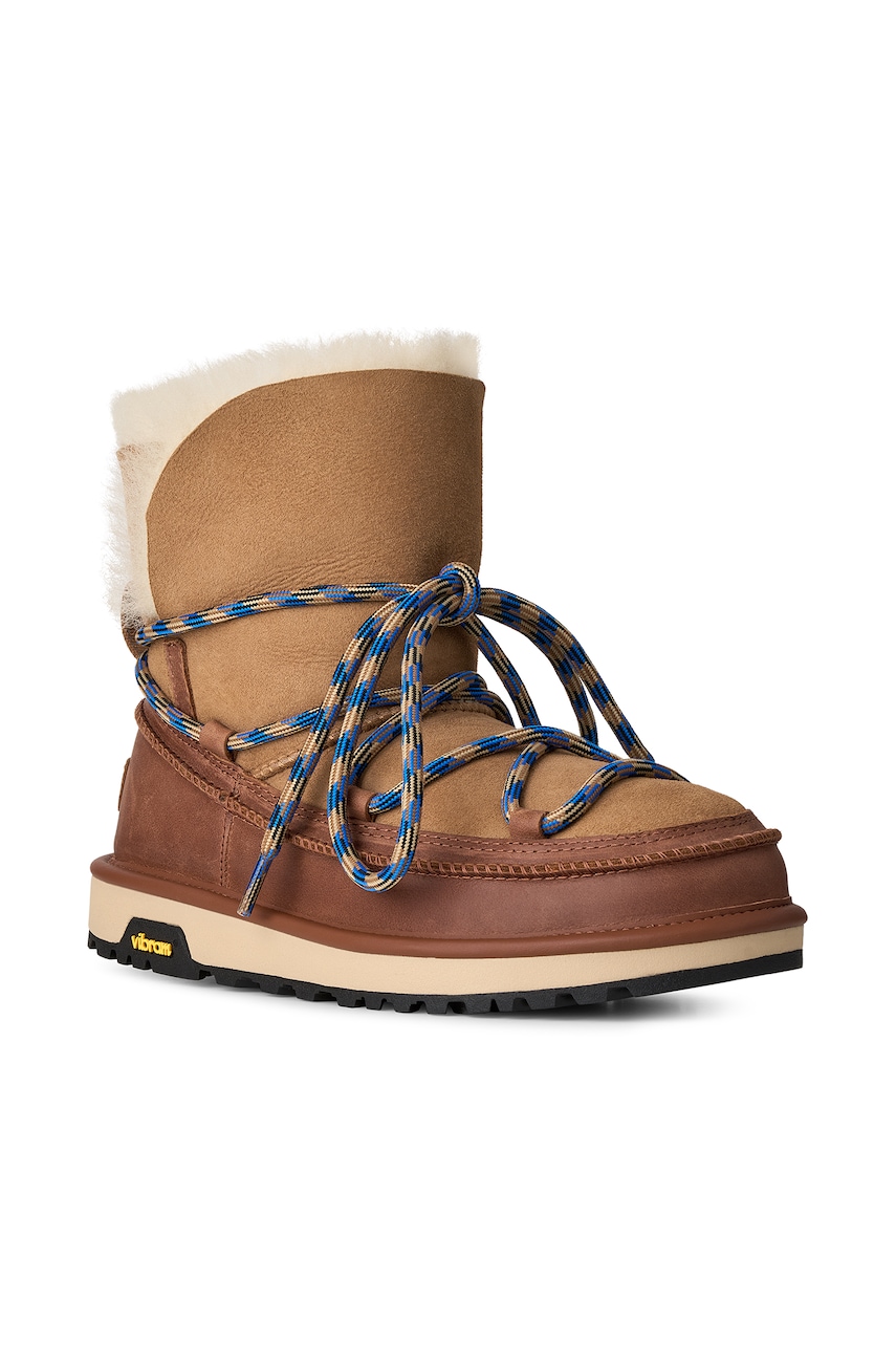 UGG W Classic Tread Boot μπότες χιονιού γυναικείες δερμάτινες