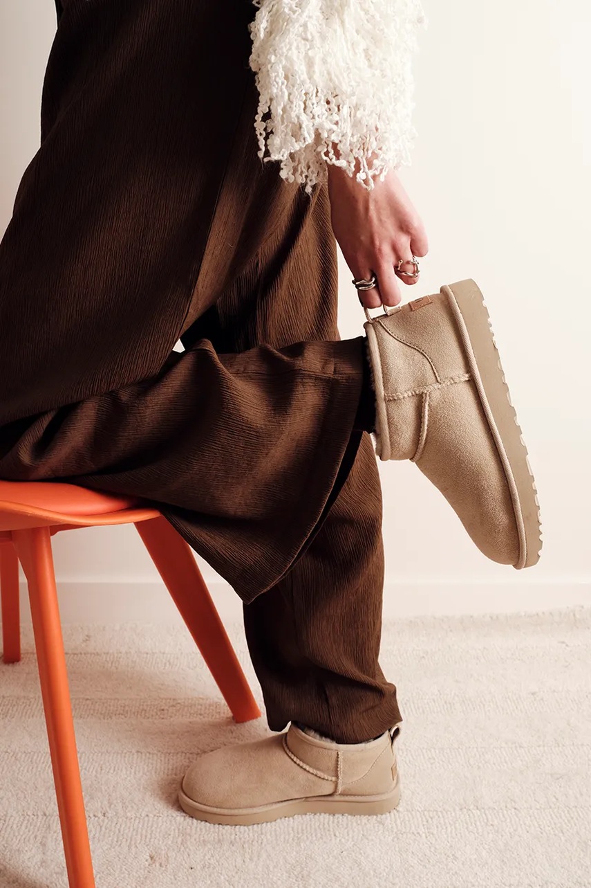 UGG UGG W Classic Ultra Mini μπότες χιονιού γυναικείες σουέτ - 8
