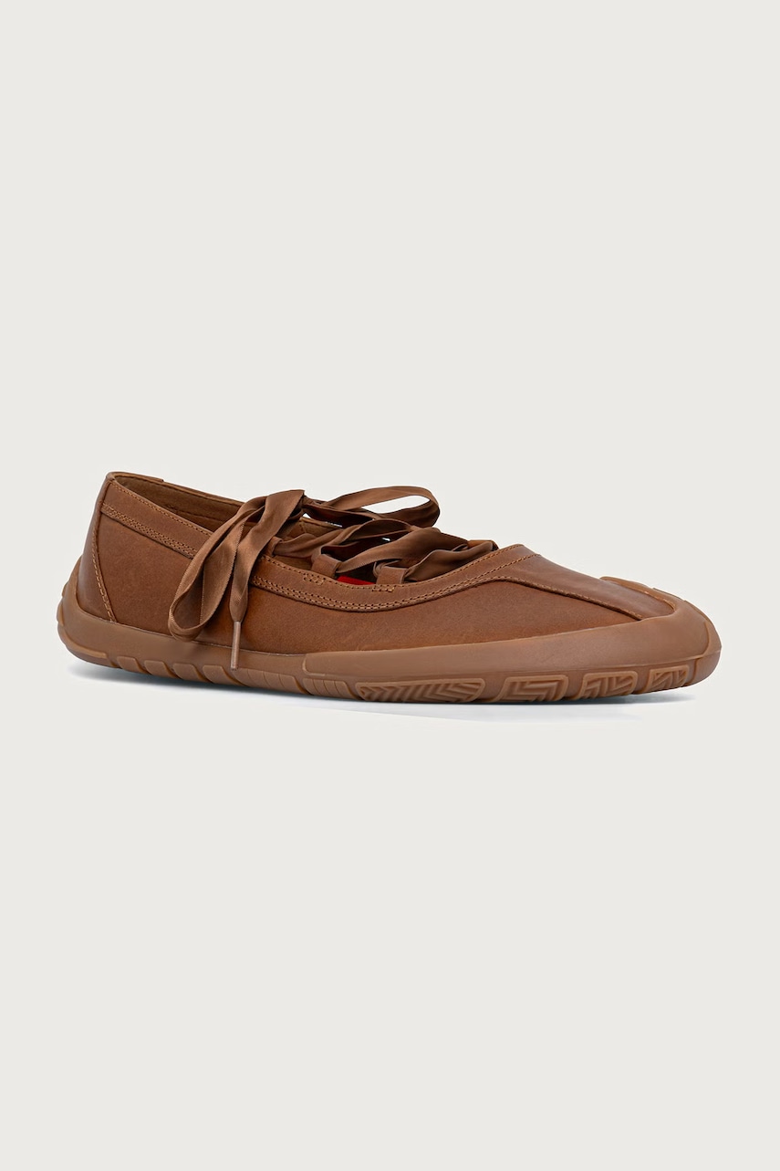 Camper baleríny kožené Peu Path 