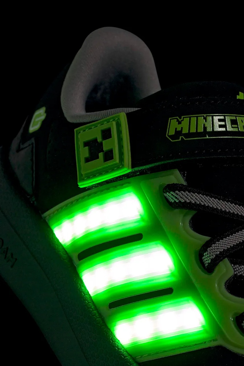 adidas MINECRAFT LIGHTORAMA sneakers boty dětské (obrázek 9)
