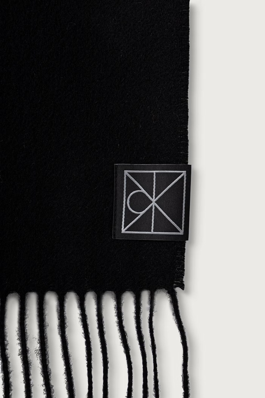 Calvin Klein  шал дамски от кашмир