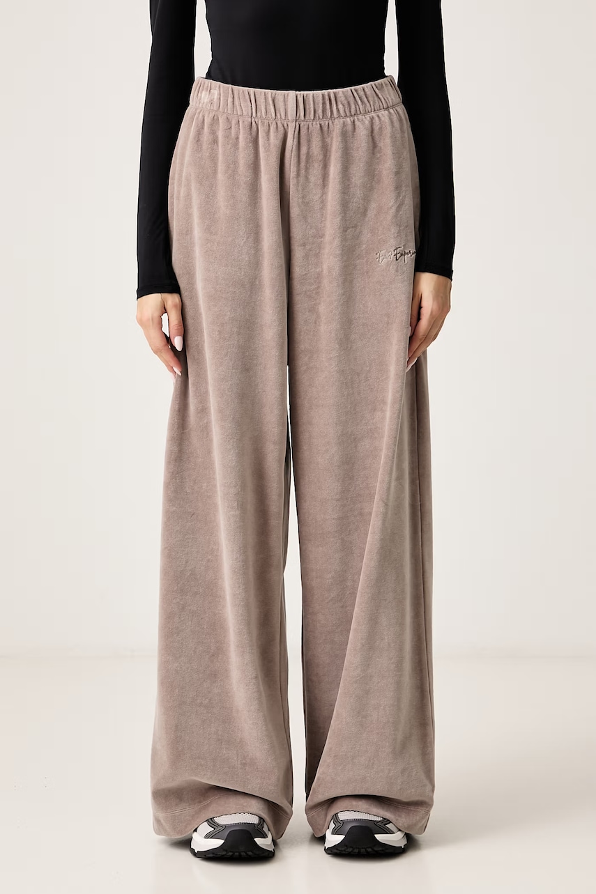 EA7 Emporio Armani  pantaloni de trening pentru femei cu bumbac