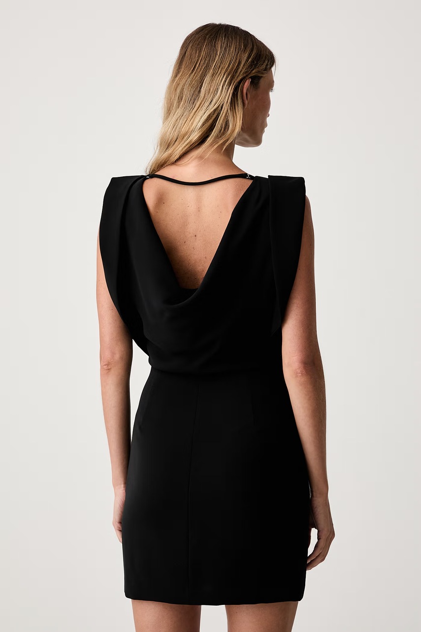 Armani Exchange  šaty (obrázek 3)