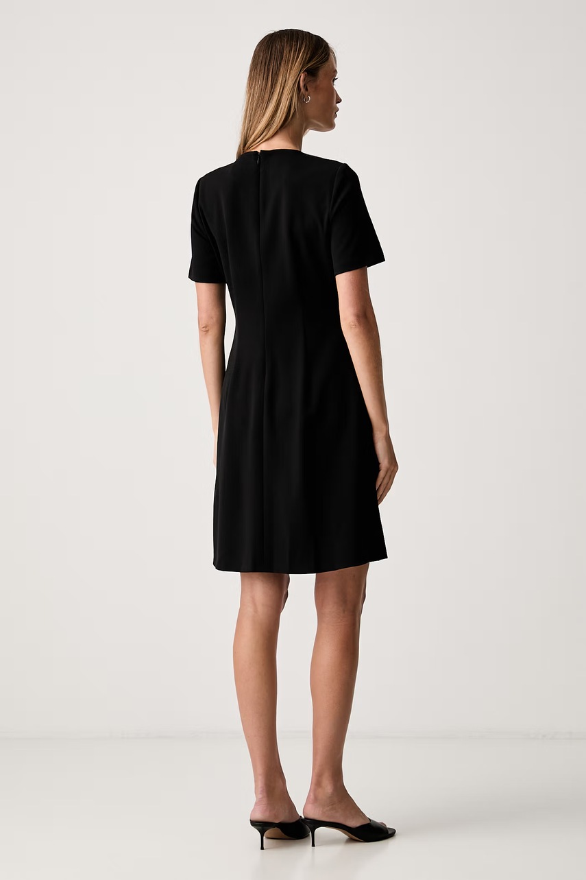 DKNY плісирована сукня