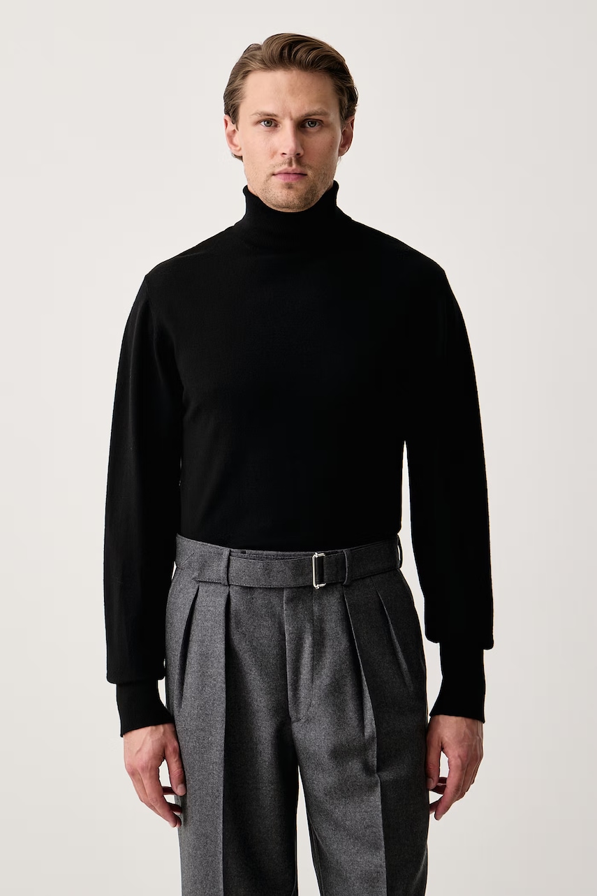 Officine Generale pulover cu guler înalt din lână merino NINA