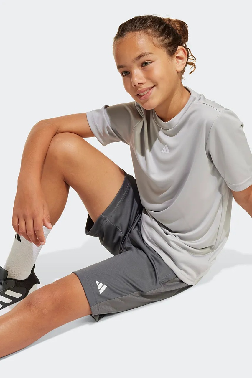 adidas teplákové šortky dětské (obrázek 8)