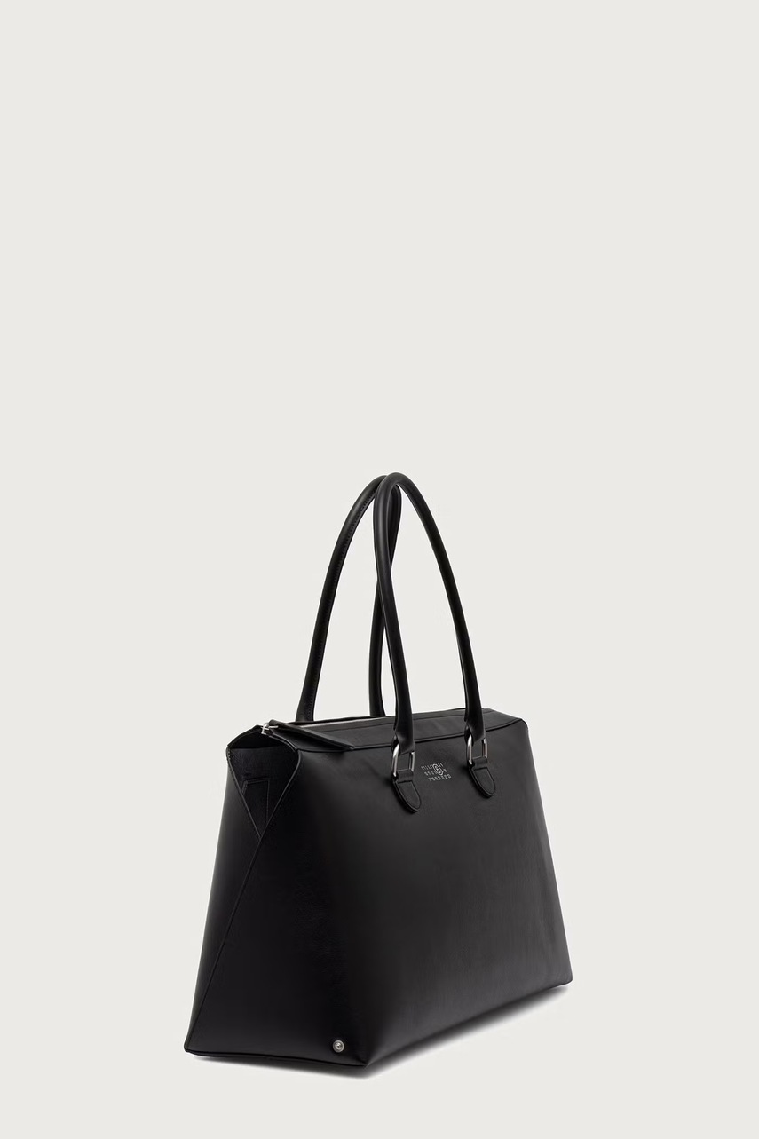 MM6 Maison Margiela  чанта от кожа