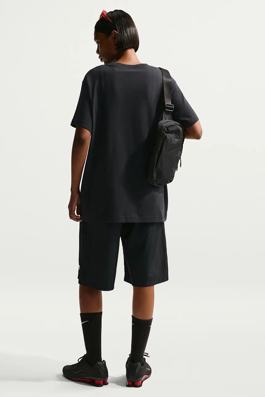 Nike Sportswear  уголемена тениска дамска от памук Classic