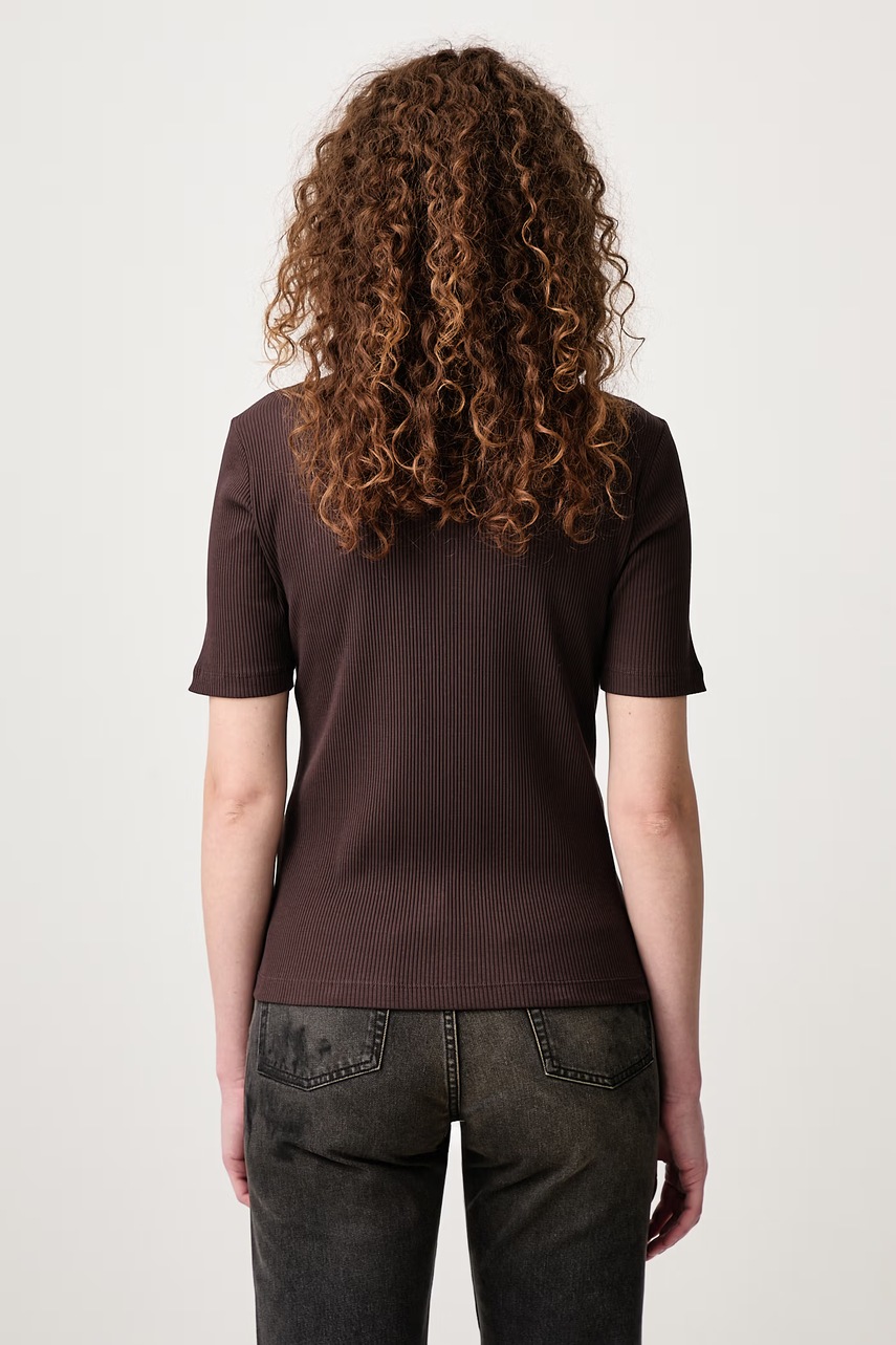 Maison Kitsuné  Baby Fox T-shirt basic damski bawełniany z elastanem (zdjęcie 3)