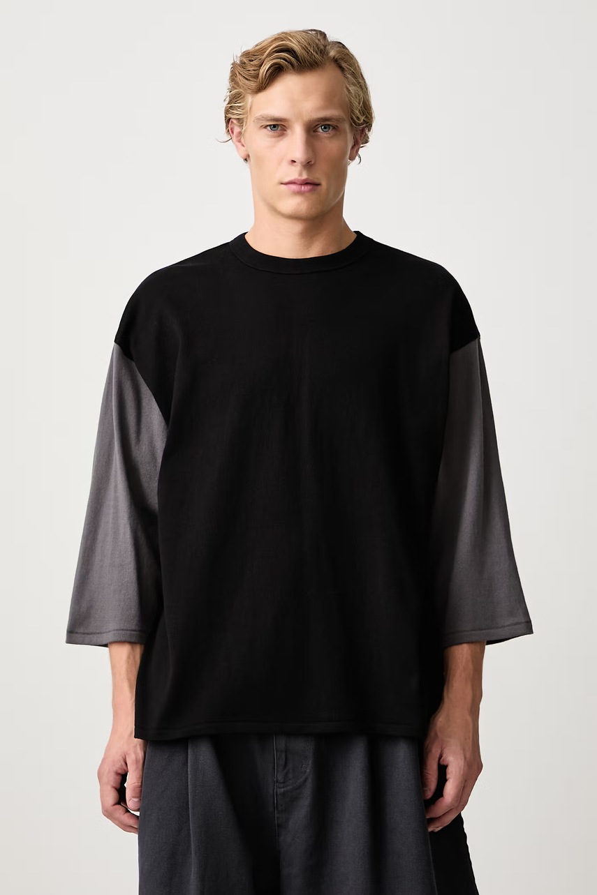BEAMS  T-shirt bawełniany męski