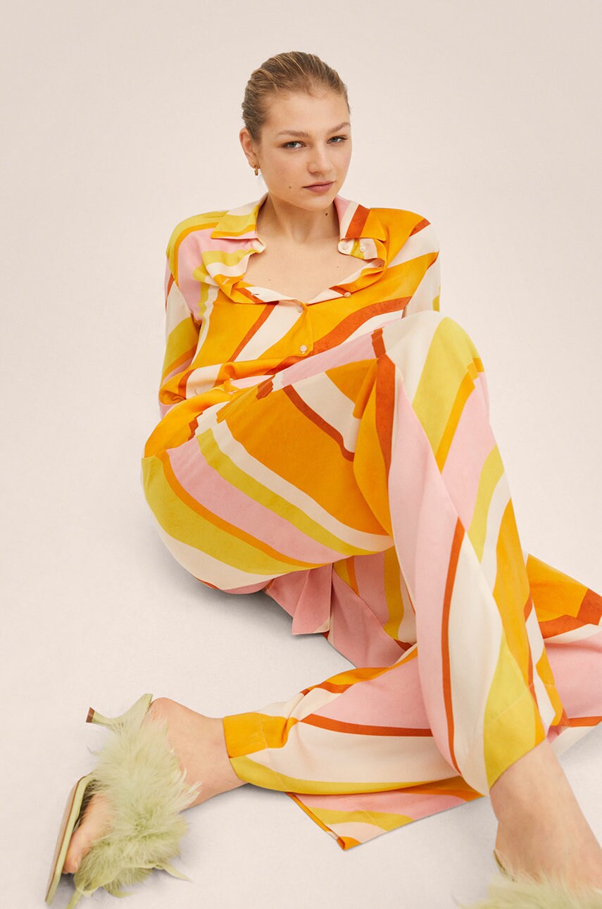 

Штани Mango Odilia жіночі колір помаранчевий широке висока посадка